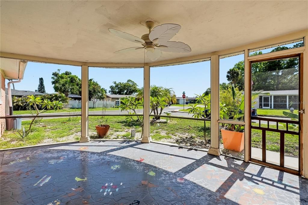 For Sale: $259,900 (3 beds, 2 baths, 1152 Square Feet)