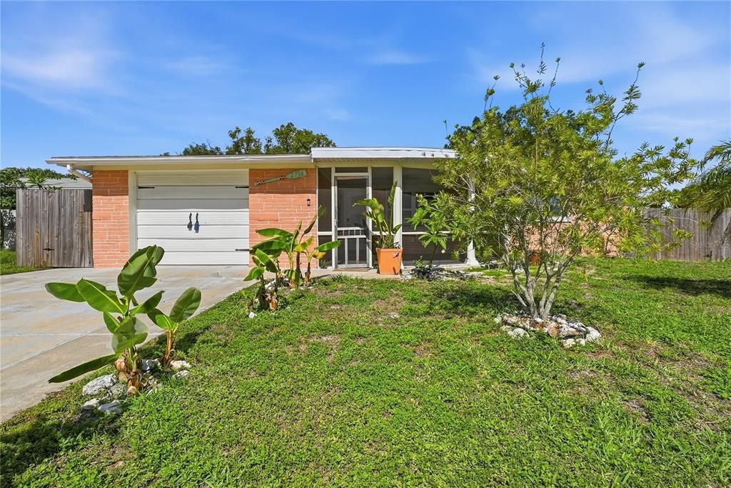 For Sale: $259,900 (3 beds, 2 baths, 1152 Square Feet)