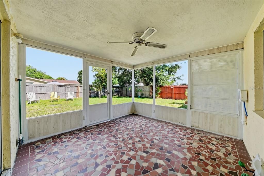 For Sale: $259,900 (3 beds, 2 baths, 1152 Square Feet)