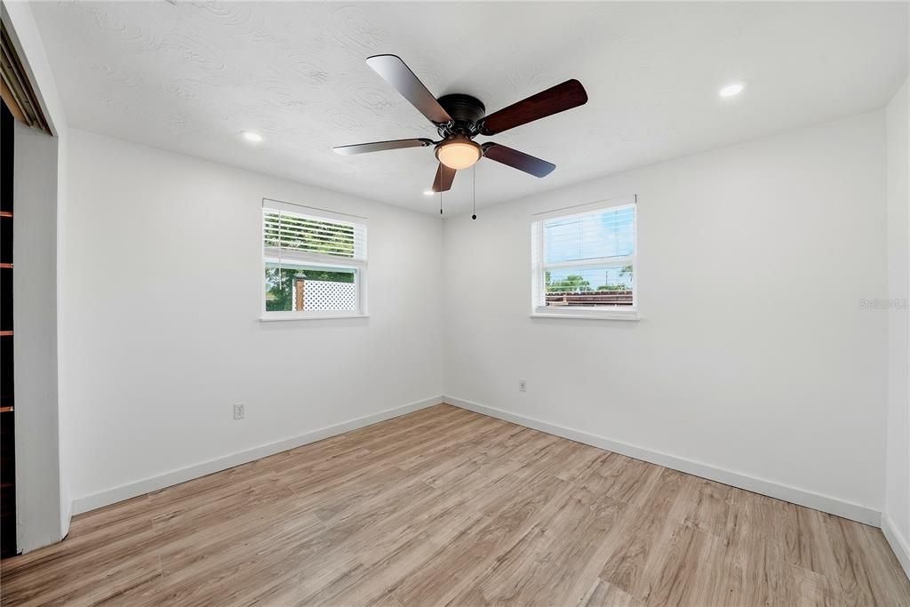 For Sale: $259,900 (3 beds, 2 baths, 1152 Square Feet)