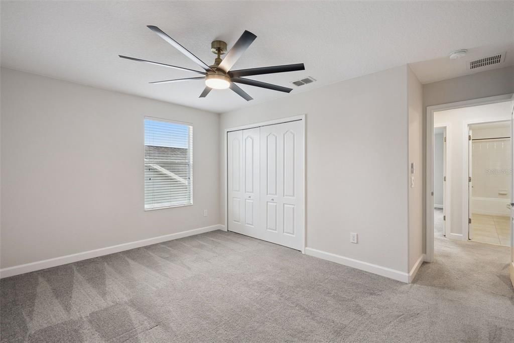 For Sale: $950,000 (5 beds, 3 baths, 3777 Square Feet)