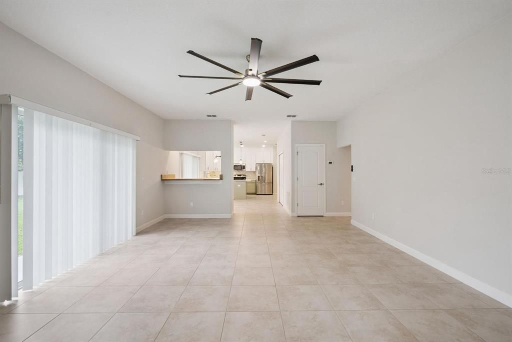 For Sale: $950,000 (5 beds, 3 baths, 3777 Square Feet)