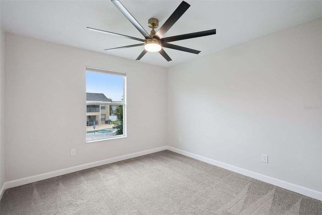 For Sale: $950,000 (5 beds, 3 baths, 3777 Square Feet)