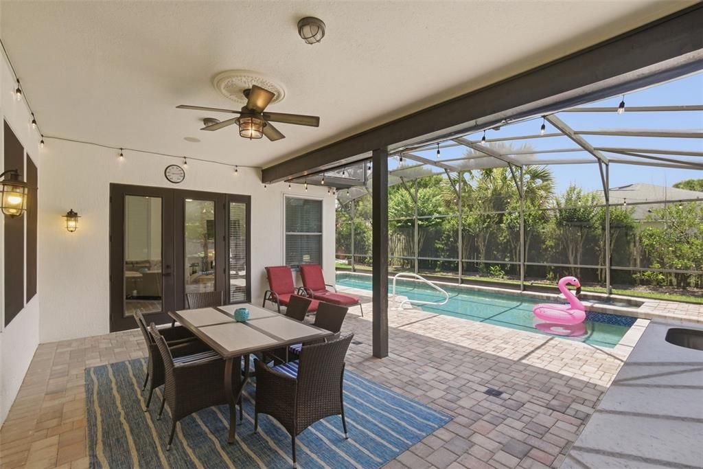 For Sale: $715,000 (5 beds, 3 baths, 3231 Square Feet)
