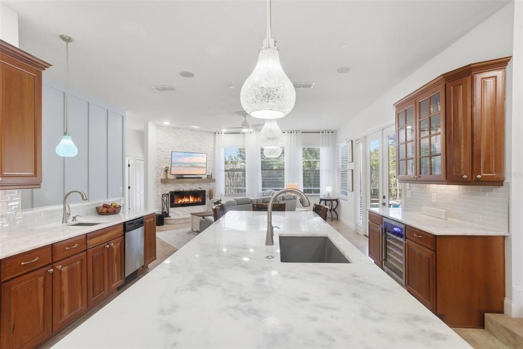 For Sale: $715,000 (5 beds, 3 baths, 3231 Square Feet)