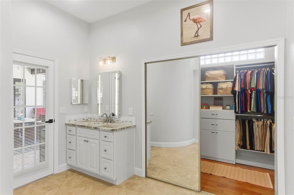 For Sale: $715,000 (5 beds, 3 baths, 3231 Square Feet)