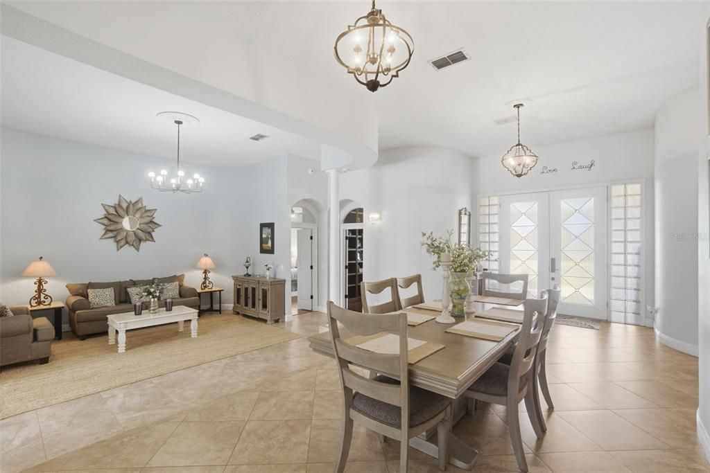 For Sale: $715,000 (5 beds, 3 baths, 3231 Square Feet)