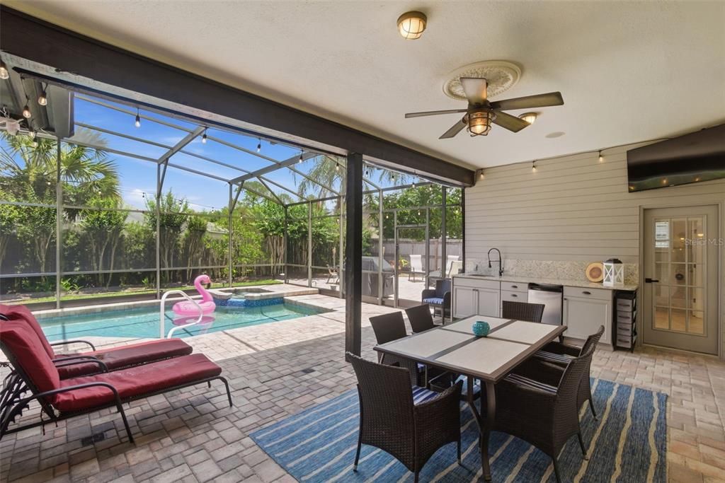For Sale: $715,000 (5 beds, 3 baths, 3231 Square Feet)