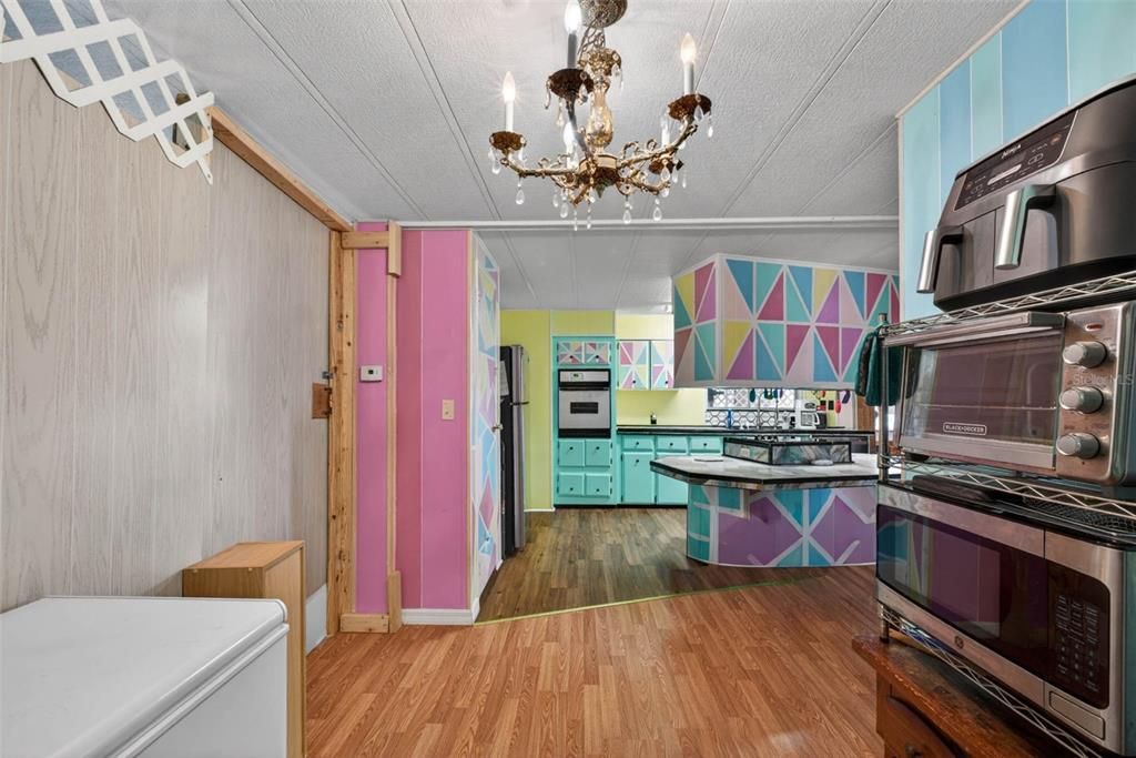 For Sale: $189,900 (2 beds, 2 baths, 1344 Square Feet)