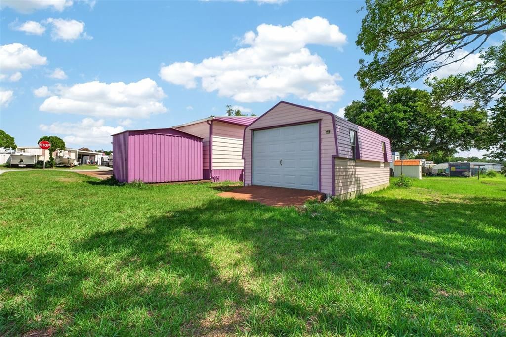 For Sale: $189,900 (2 beds, 2 baths, 1344 Square Feet)