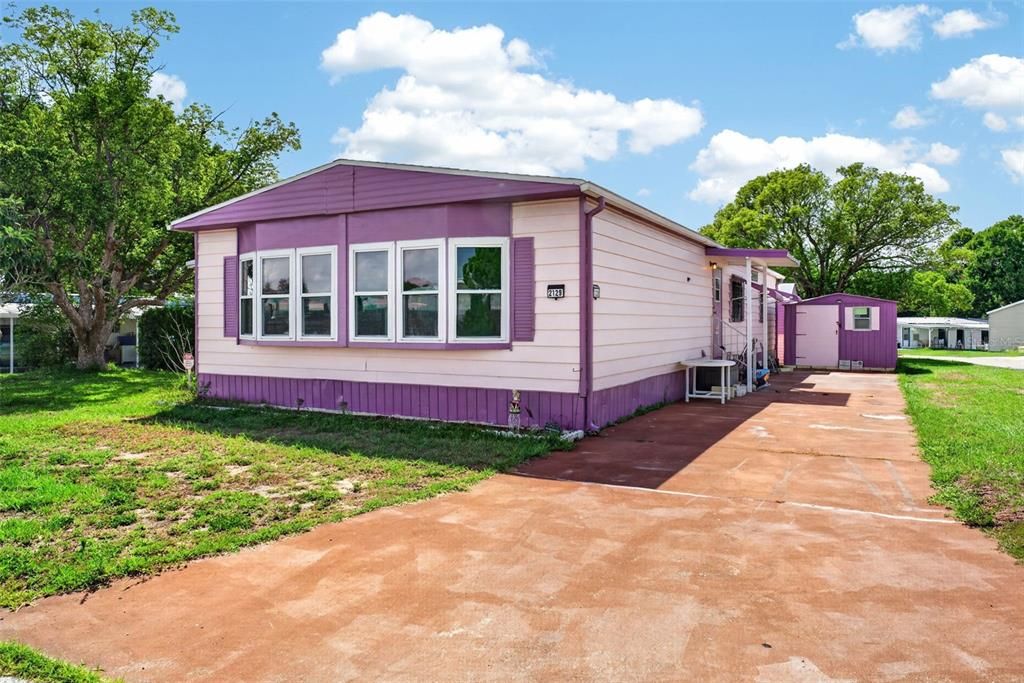 For Sale: $189,900 (2 beds, 2 baths, 1344 Square Feet)