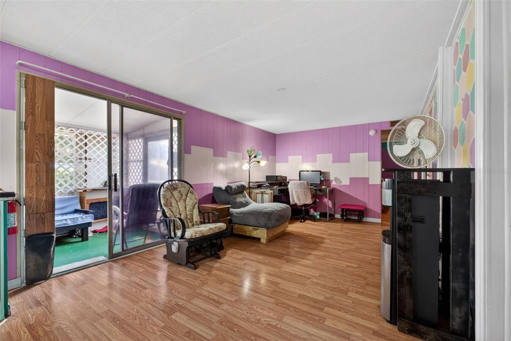 For Sale: $189,900 (2 beds, 2 baths, 1344 Square Feet)