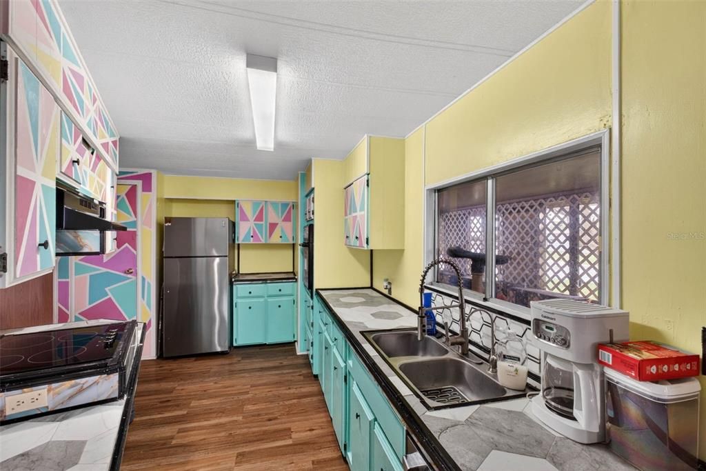 For Sale: $189,900 (2 beds, 2 baths, 1344 Square Feet)