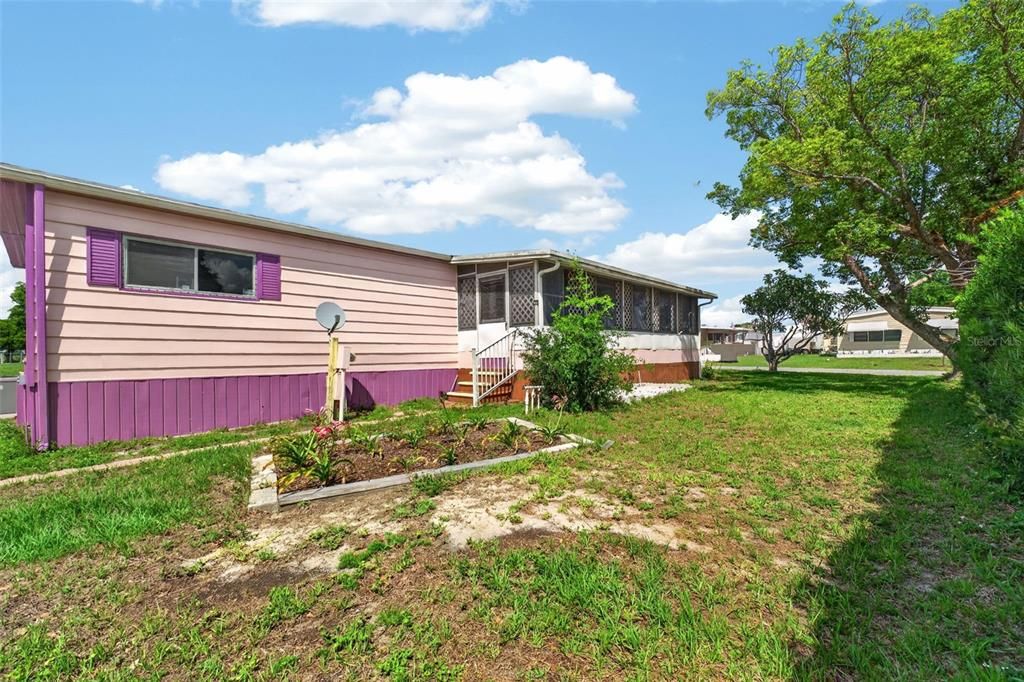 For Sale: $189,900 (2 beds, 2 baths, 1344 Square Feet)