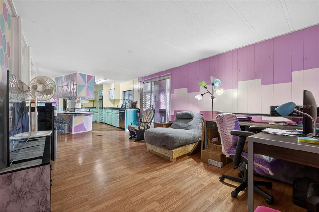 For Sale: $189,900 (2 beds, 2 baths, 1344 Square Feet)