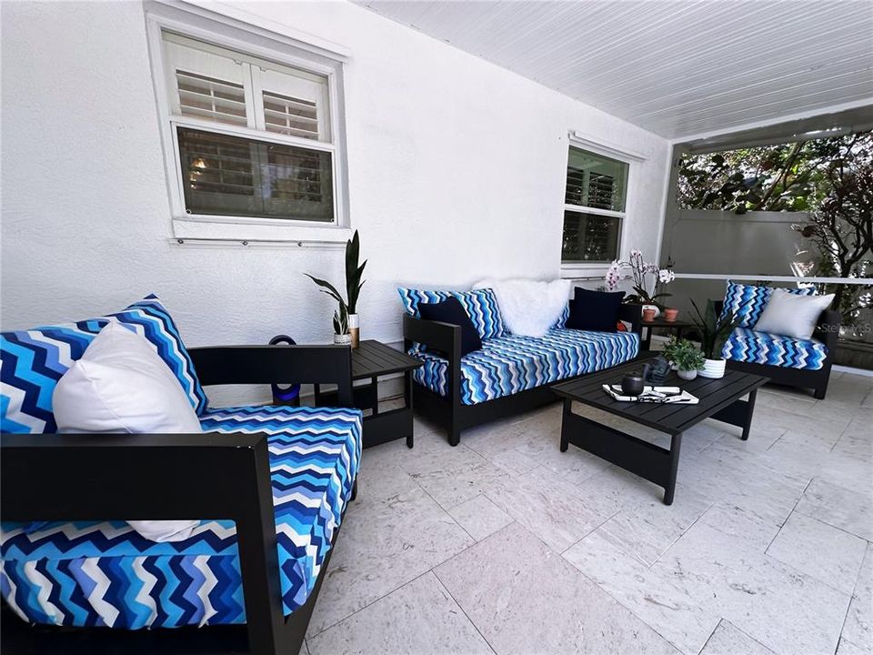 En Venta: $899,900 (3 camas, 2 baños, 1616 Pies cuadrados)