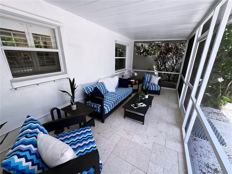 En Venta: $899,900 (3 camas, 2 baños, 1616 Pies cuadrados)
