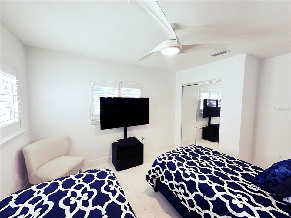 En Venta: $899,900 (3 camas, 2 baños, 1616 Pies cuadrados)