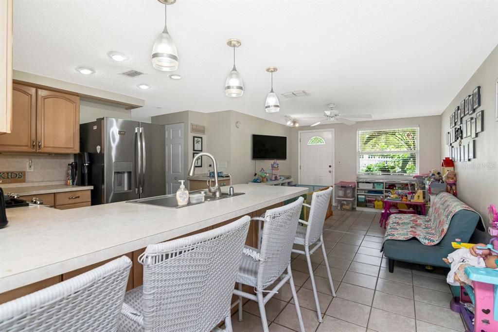 For Sale: $675,000 (4 beds, 5 baths, 2868 Square Feet)