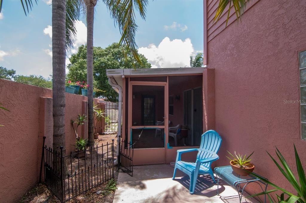 For Sale: $675,000 (4 beds, 5 baths, 2868 Square Feet)