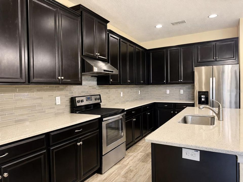 For Sale: $589,950 (4 beds, 2 baths, 3047 Square Feet)