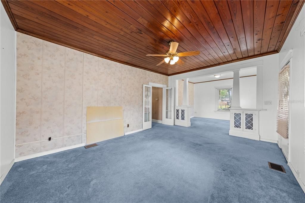 En Venta: $429,900 (3 camas, 1 baños, 1610 Pies cuadrados)