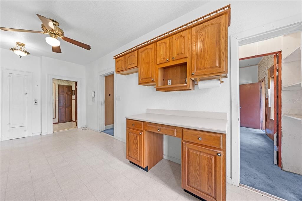 En Venta: $429,900 (3 camas, 1 baños, 1610 Pies cuadrados)