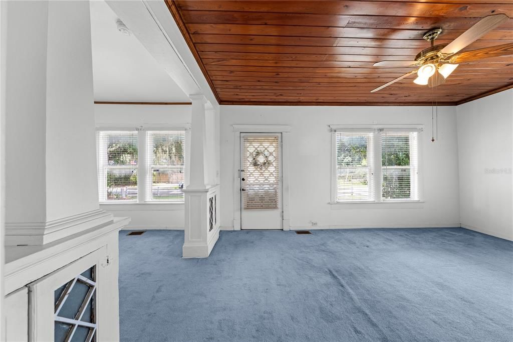 En Venta: $429,900 (3 camas, 1 baños, 1610 Pies cuadrados)