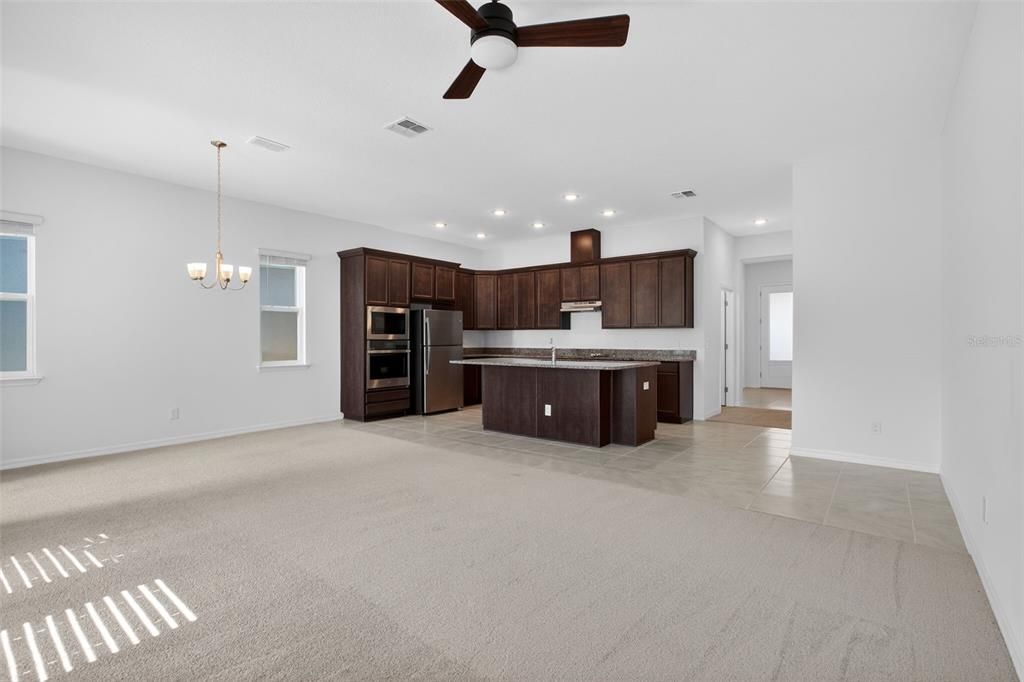 For Sale: $400,000 (3 beds, 2 baths, 2200 Square Feet)