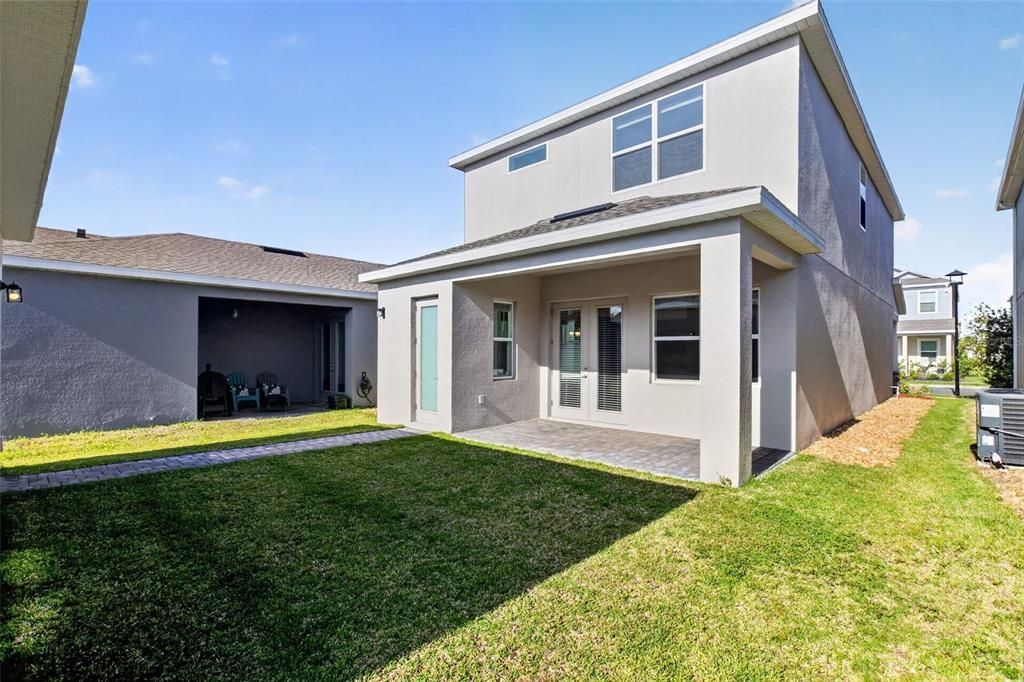 For Sale: $400,000 (3 beds, 2 baths, 2200 Square Feet)