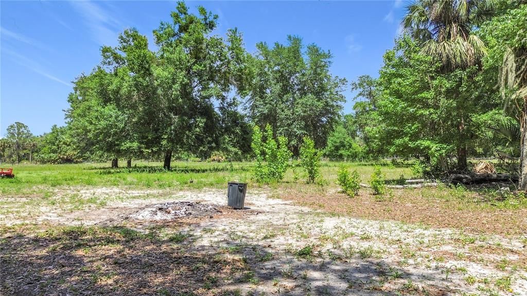 For Sale: $269,000 (4 beds, 2 baths, 1904 Square Feet)