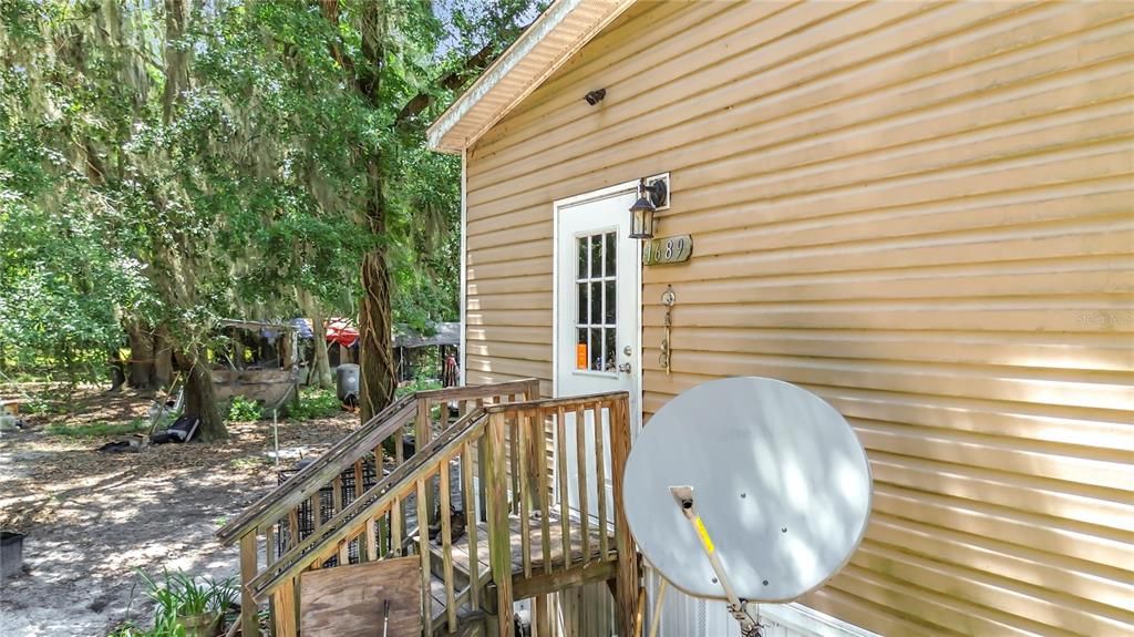 For Sale: $269,000 (4 beds, 2 baths, 1904 Square Feet)