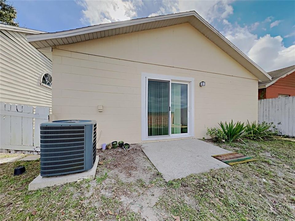 For Sale: $325,000 (3 beds, 2 baths, 1110 Square Feet)