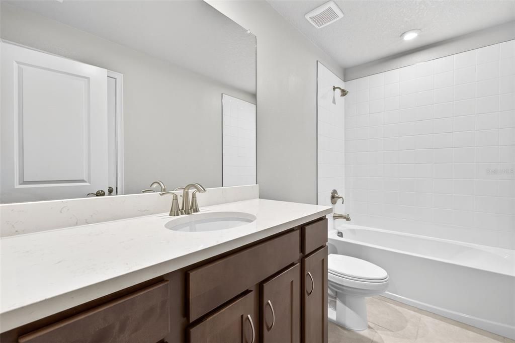 For Sale: $299,033 (3 beds, 2 baths, 1691 Square Feet)