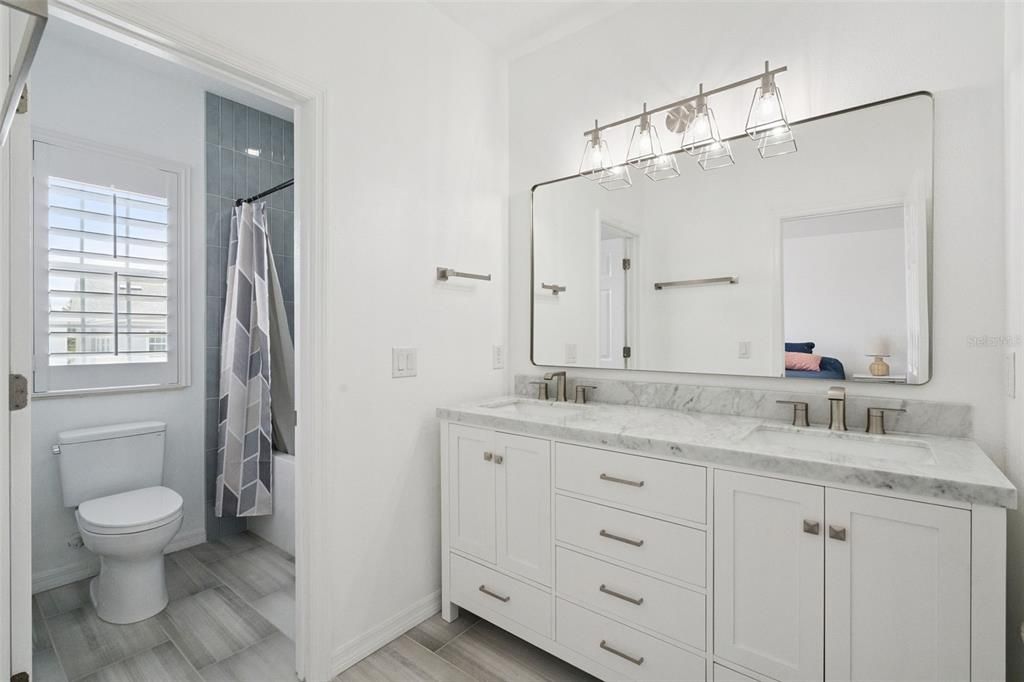 En Venta: $589,000 (2 camas, 2 baños, 1897 Pies cuadrados)