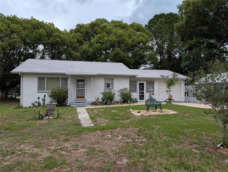 For Sale: $250,000 (2 beds, 2 baths, 1312 Square Feet)
