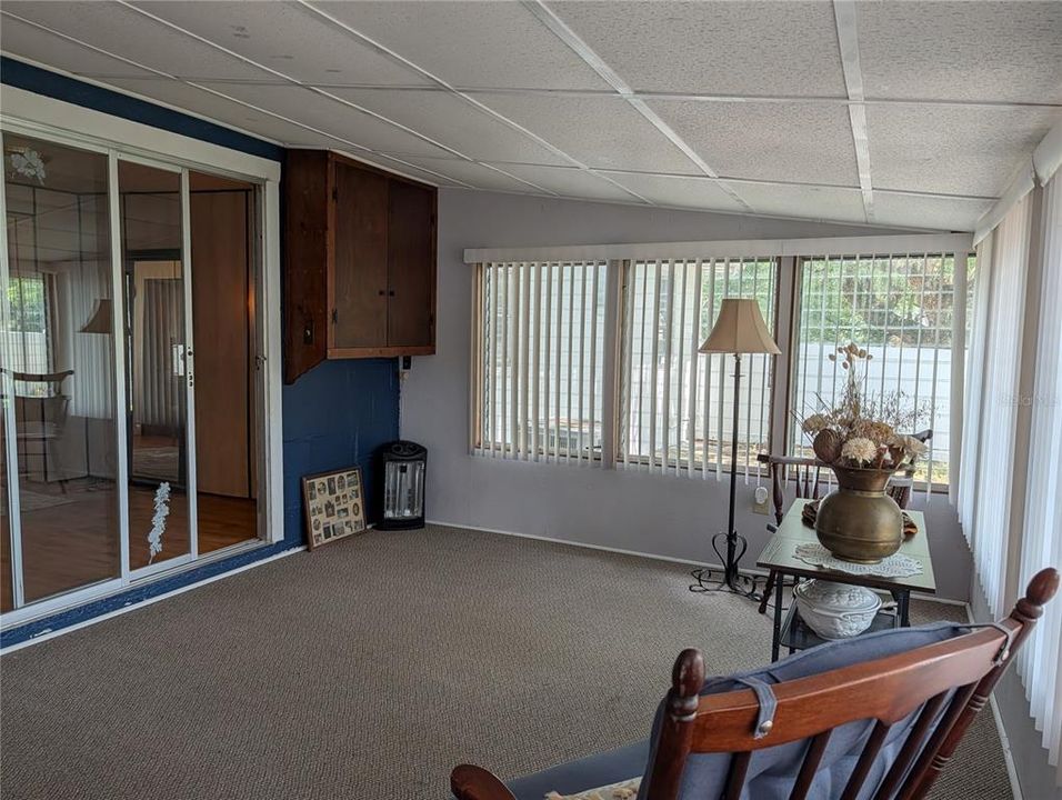 For Sale: $250,000 (2 beds, 2 baths, 1312 Square Feet)