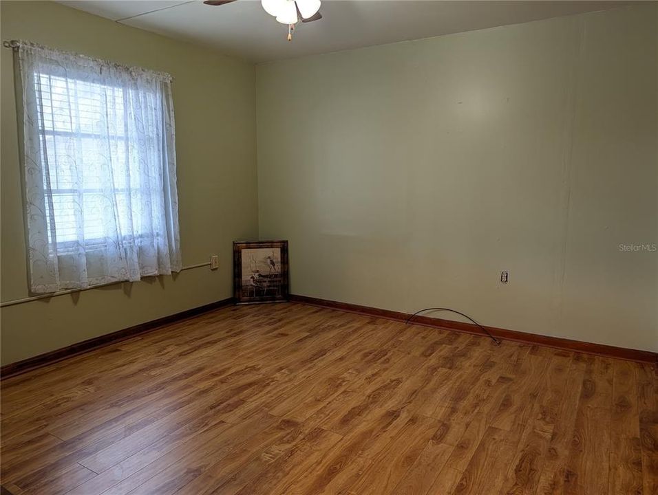 For Sale: $250,000 (2 beds, 2 baths, 1312 Square Feet)