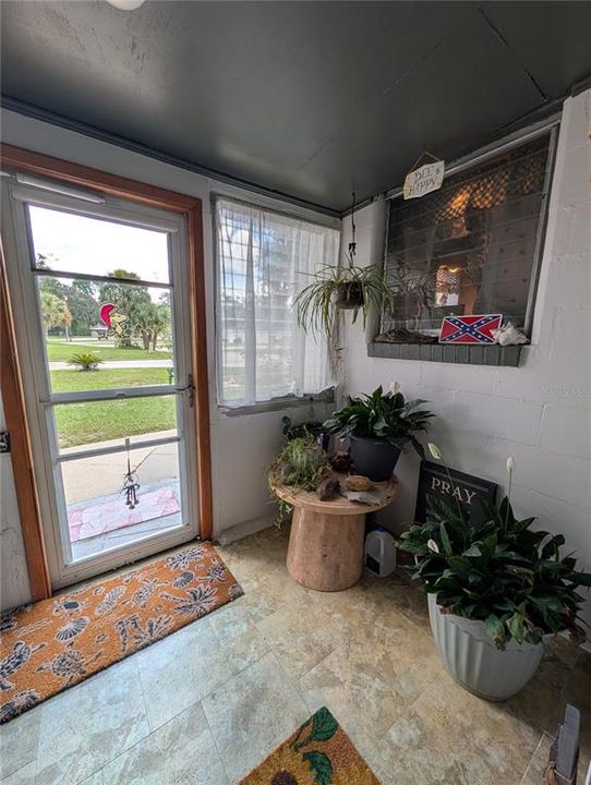For Sale: $250,000 (2 beds, 2 baths, 1312 Square Feet)