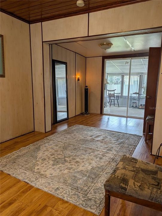 For Sale: $250,000 (2 beds, 2 baths, 1312 Square Feet)