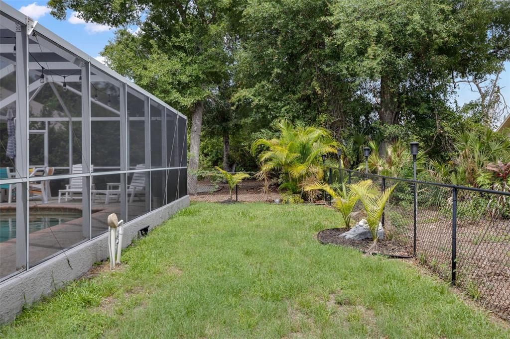 For Sale: $399,999 (3 beds, 2 baths, 1844 Square Feet)