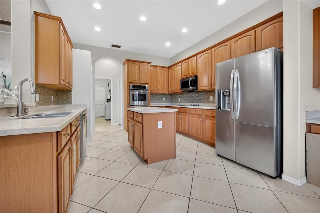 For Sale: $620,000 (4 beds, 3 baths, 2625 Square Feet)