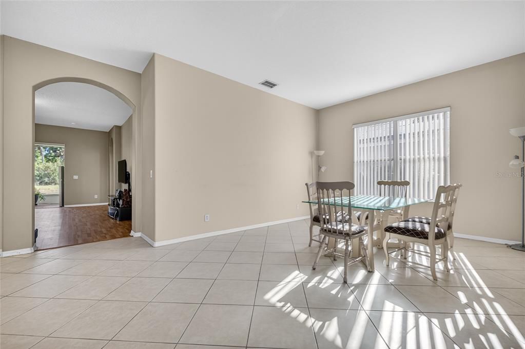 For Sale: $620,000 (4 beds, 3 baths, 2625 Square Feet)