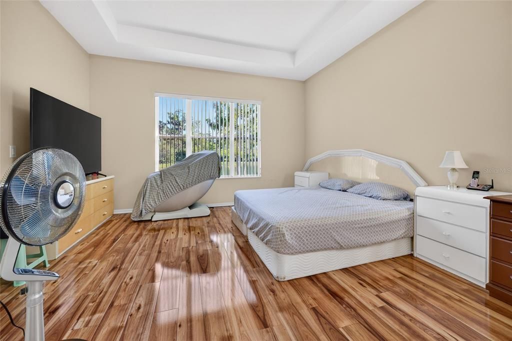 For Sale: $620,000 (4 beds, 3 baths, 2625 Square Feet)