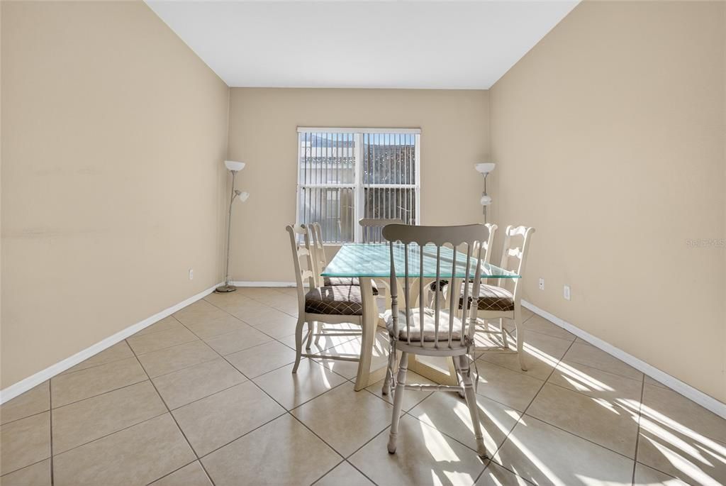 For Sale: $620,000 (4 beds, 3 baths, 2625 Square Feet)
