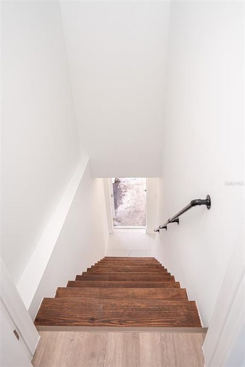 En Venta: $749,000 (4 camas, 3 baños, 2210 Pies cuadrados)
