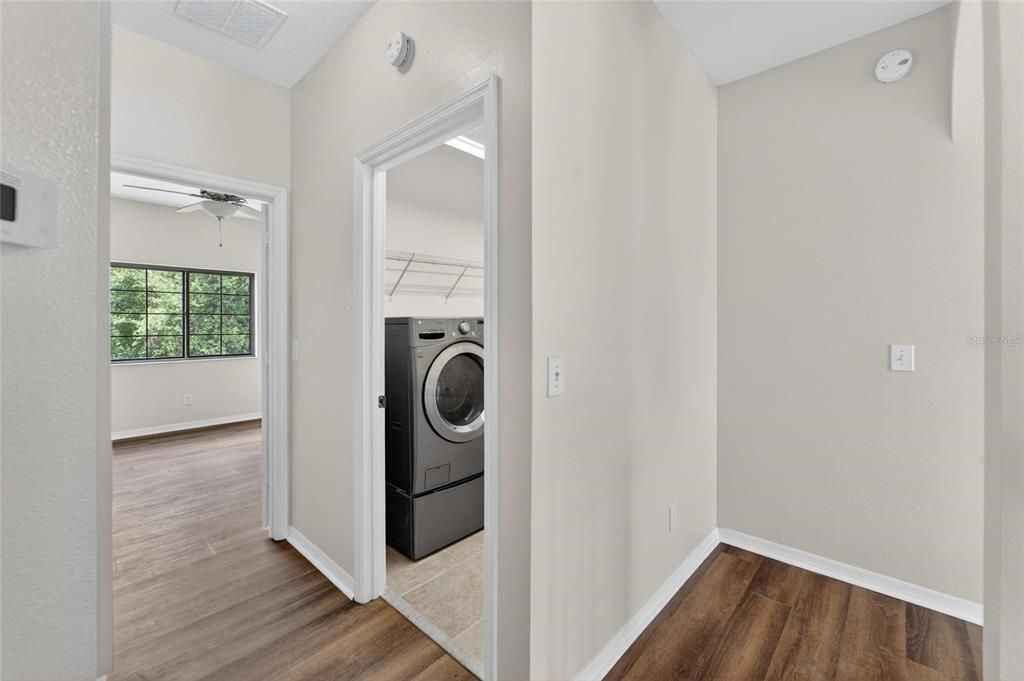 В аренду: $1,895 (2 спален, 2 ванн, 1290 Квадратных фут)
