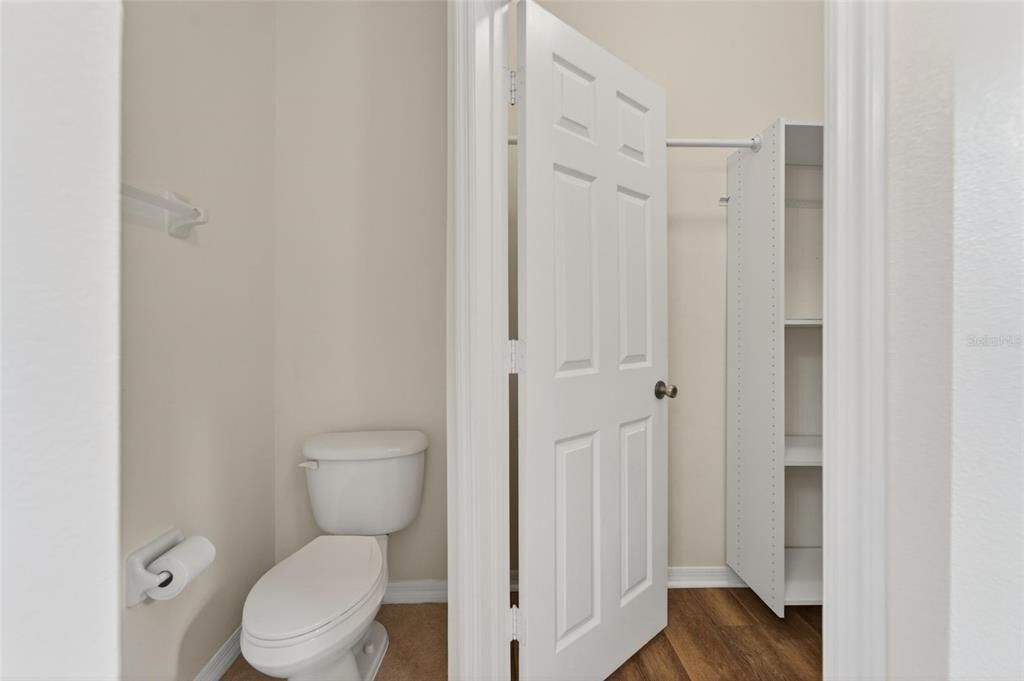В аренду: $1,895 (2 спален, 2 ванн, 1290 Квадратных фут)