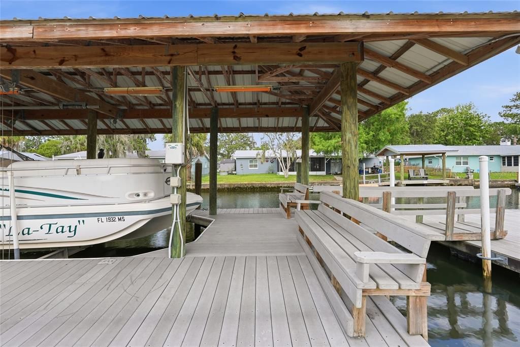 For Sale: $549,900 (3 beds, 2 baths, 1792 Square Feet)