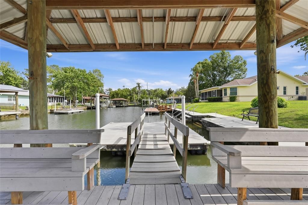 For Sale: $549,900 (3 beds, 2 baths, 1792 Square Feet)